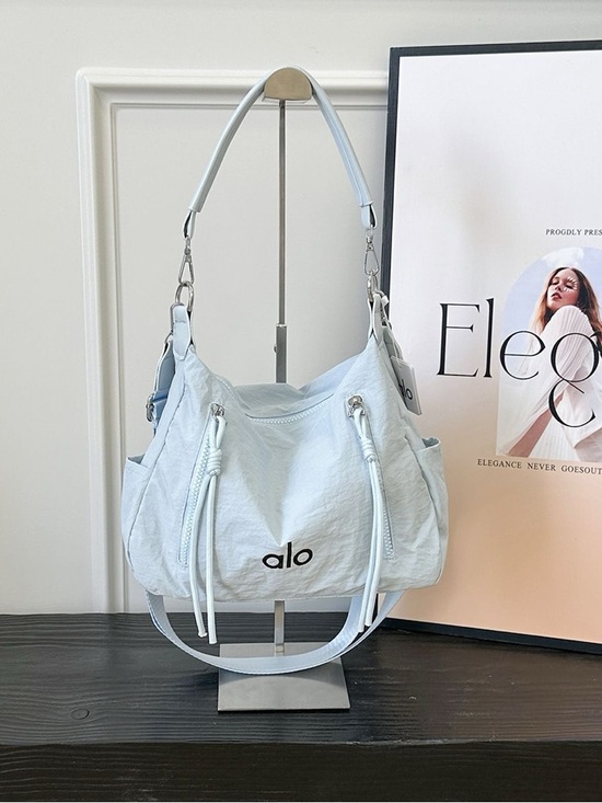 ALO Yoga Light Blue Shoulder Bag with Adjustable Strap - Picture 3 of 3